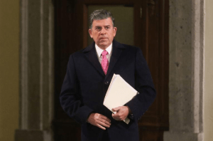 AMLO promete investigar a empresas del titular de la Profeco y de sus delegados