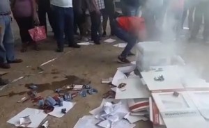 Queman urnas durante elección interna de Morena en Chiapas