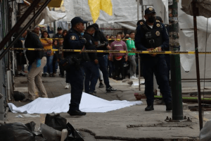 Balean a dos sujetos en Tepito, uno muere
