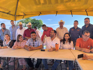 Alcaldes y Diputados del PRI en Sonora se pasan a MC