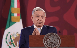 Defiende desempeño de Encinas en el caso de Ayotzinapa