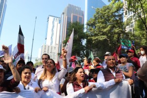 Sigue viva la llama de la esperanza con AMLO: Senadora Villegas