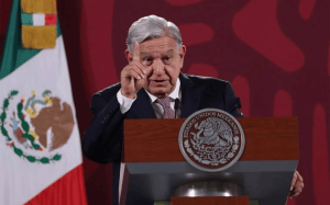 Tengo la conciencia tranquila y volvería a saludar a la mamá del Chapo: AMLO