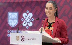 Se deslinda Sheinbaum de una canción que habla de su candidatura 2024