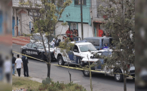 Ejecutan a sujeto de seis balazos en la colonia el Vergel de Neza