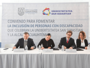 La alcaldesa de Cuauhtémoc, Sandra Cuevas y la universidad San Sebastián firman convenio para impulsar program a de inclusión de personas con discapacidad