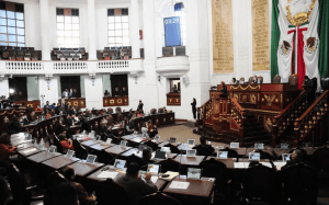 Congreso de la CDMX promueve apertura de negocios