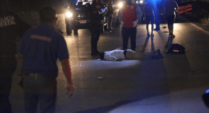 Automovilista atropella y mata a peatón en Ecatepec