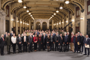 AMLO y 20 gobernadores revisan la apertura de más bancos del Bienestar