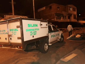 Encuentran cadáver con una puñalada en el cuello