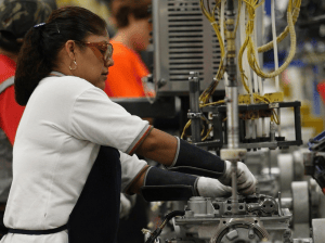 Actividad industrial manufacturera creció al 7.5% anual en octubre: INEGI