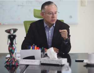 Ofrece Raymundo Martínez Respaldo a las y los Toluqueños varados en Perú