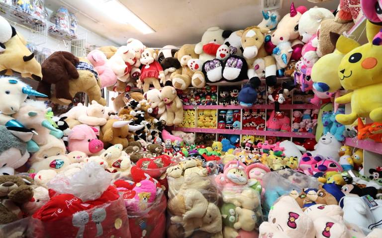 Enamorados tendrán menos dinero para regalos por aumento a obsequios: Canaco