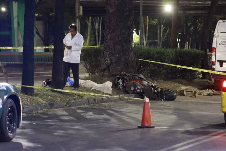 Automovilista atropella y mata a motociclista en Xochimilco