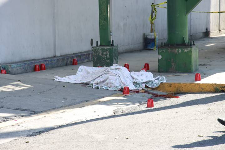 Enfrentamiento a balazos deja un muerto en Tlalnepantla