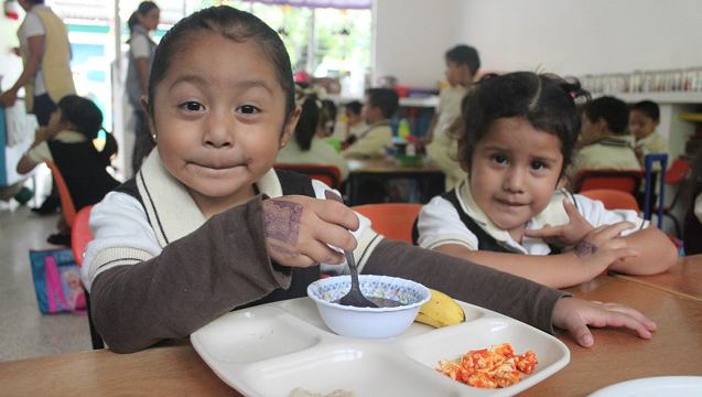 En cuatro años se ha beneficiado a un millón 705 mil 199 niños con alimentos escolares