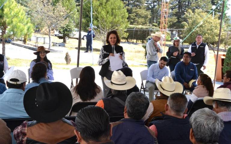Edomex reconoce el papel de las mujeres mexiquenses en el campo