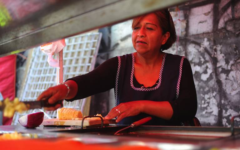 Urge que se reconcilie la vida laboral y familiar de las mujeres que también realizan trabajos de cuidado: CDHC M