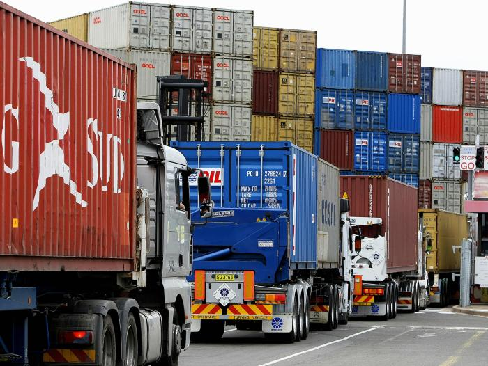 La balanza comercial mexicana tuvo un déficit de mil 844.4 mdd durante febrero: INEGI