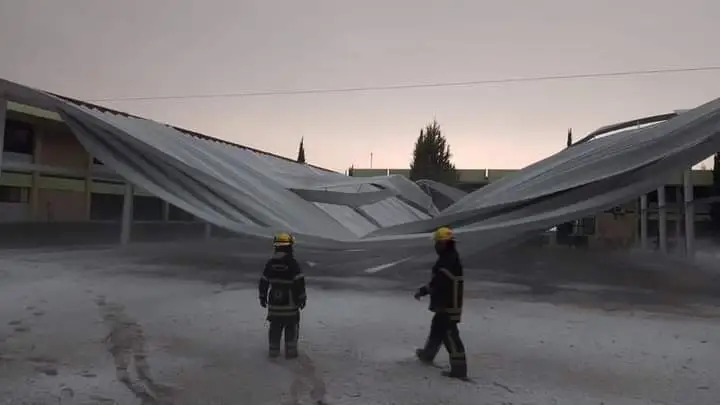 Colapsan Arcotechos por Granizada en Escuelas de Tepotzotlán Edoméx
