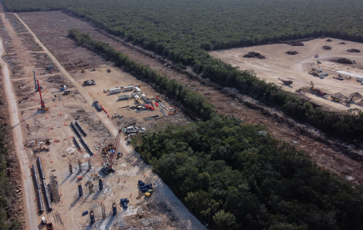 Van once trabajadores muertos durante las obras en el AIFA