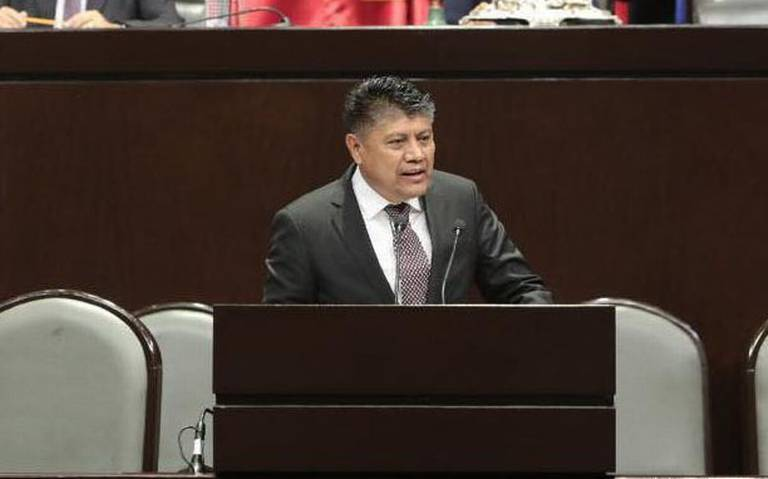 Ex alcalde de Chalco y actual legislador Vicente Onofre renuncia a Morena