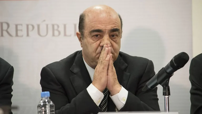 Trasladan nuevamente al hospital a Murillo Karam
