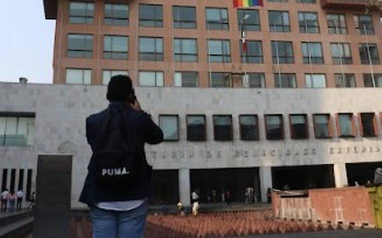 SRE debe más de 336.1 mdp de sus oficinas centrales