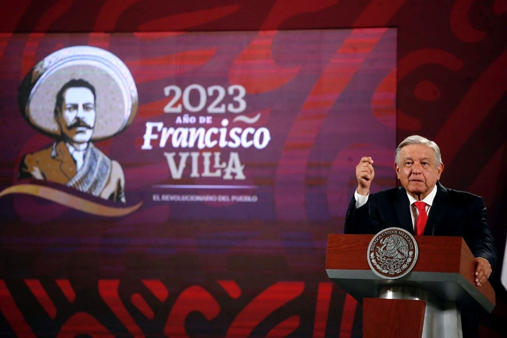 Además de la compra a Iberdrola, hay otros proyectos eléctricos: AMLO