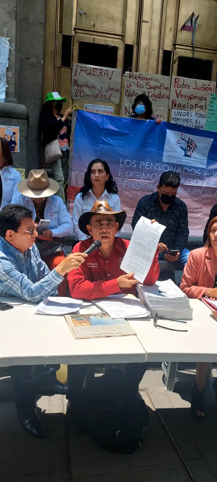 Piden a SCJN iniciar proceso penal contra Alejandra del Moral por desacato