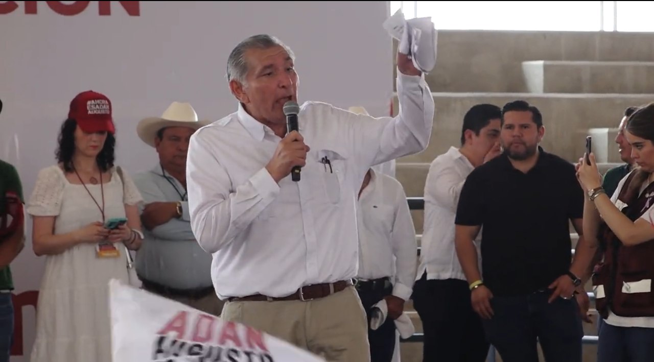 Confiado de ser el candidato de Morena, Adán Augusto arranca gira en Puerto Vallarta
