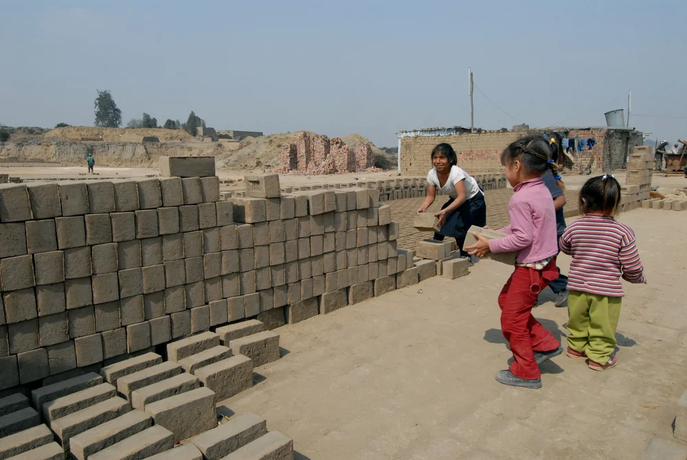 3.2 millones de niñas, niños y adolescentes trabajan en México en ocupaciones no permitidas