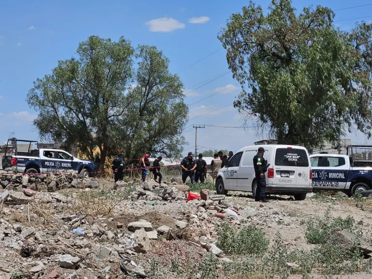 En límitesde Ecatepec y Tecámac Edoméx, encuentran Cuerpo Calcinado