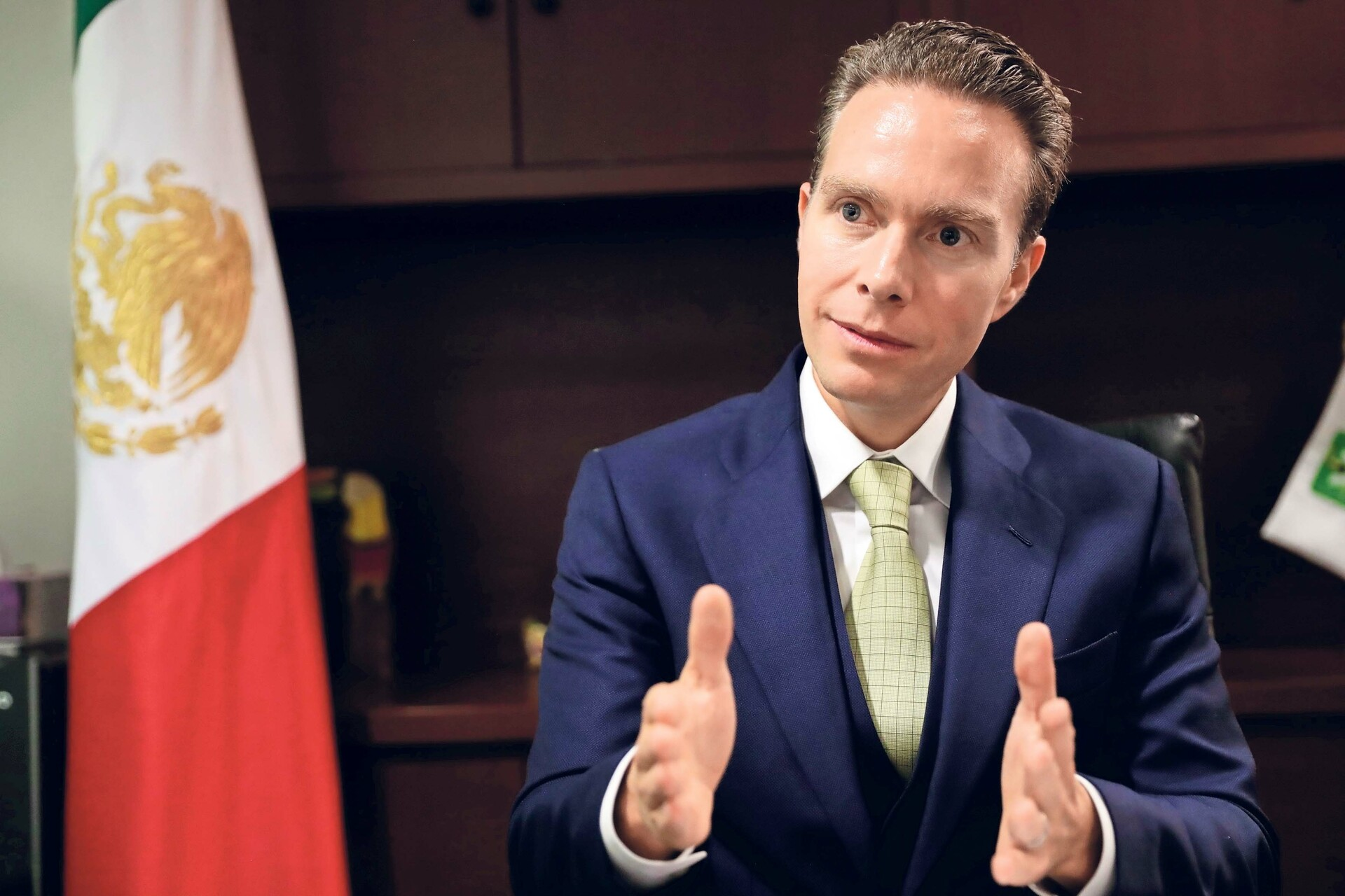 Denuncian que Manuel Velasco desvío recursos millonarios para compra de votos y pagos millonarios a empresas fa ntasmas