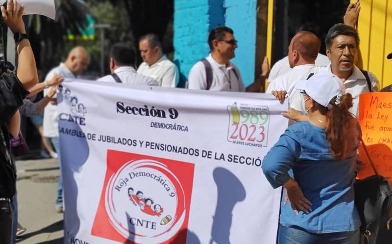 Maestros de la CNTE rechazan elección amañada