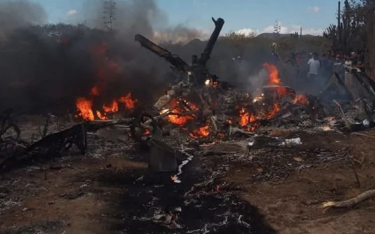 Mueren dos soldados al desplomarse un helicóptero en el que viajaban en Temamatla