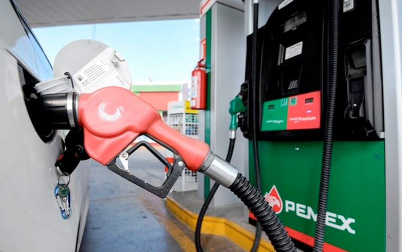 La gasolina que se vende en México es la tercera más cara en Latinoamérica