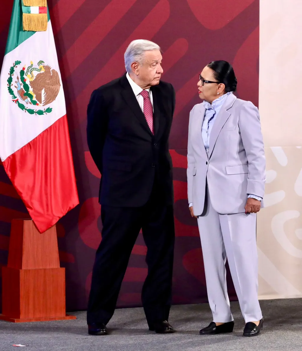 Deja a su Suerte Gobierno de AMLO a Policías de Protección Federal que Cuidan Bancos del Bienestar en Michoac án México
