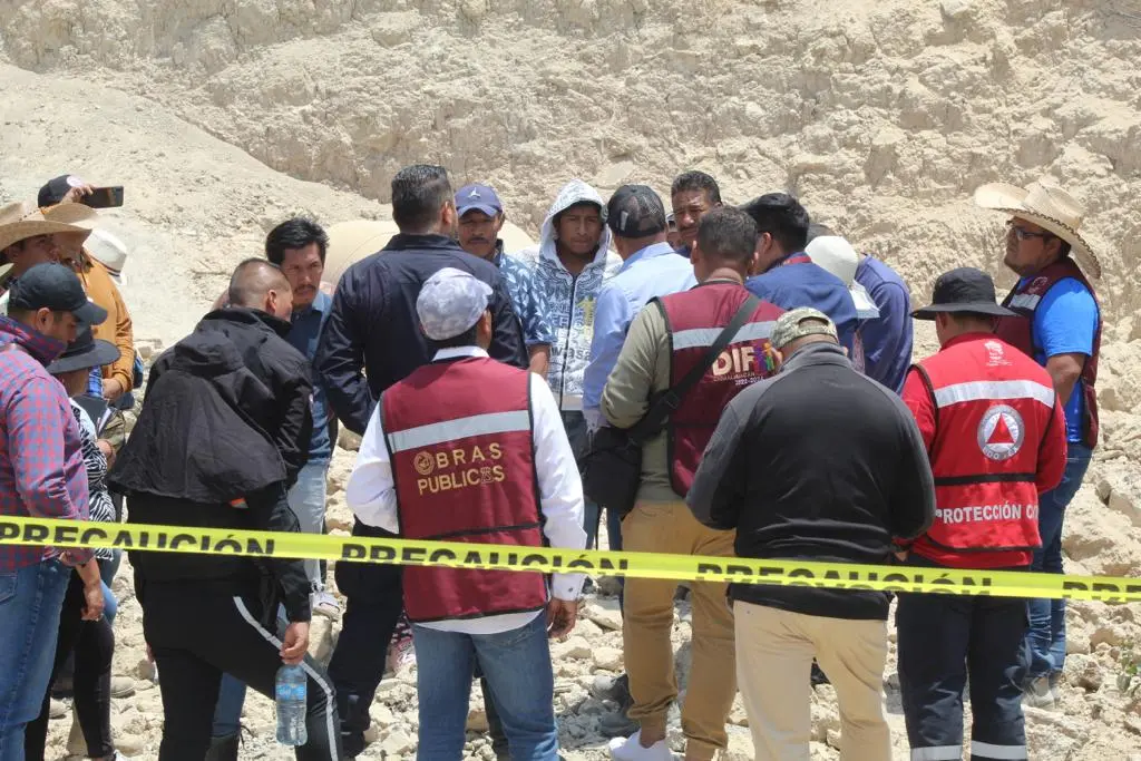 En Chimalhuacán Edoméx, no se Registró Lesionado en Desgajamiento de Tierra qué afectó 2 viviendas