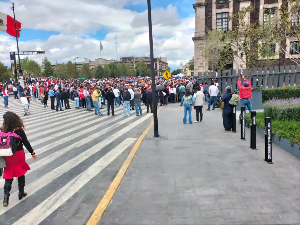 Profesores Mexiquensespor Segundo día Consecutivo se Manifiestan para Exigir el Deposito de su BonoColateral