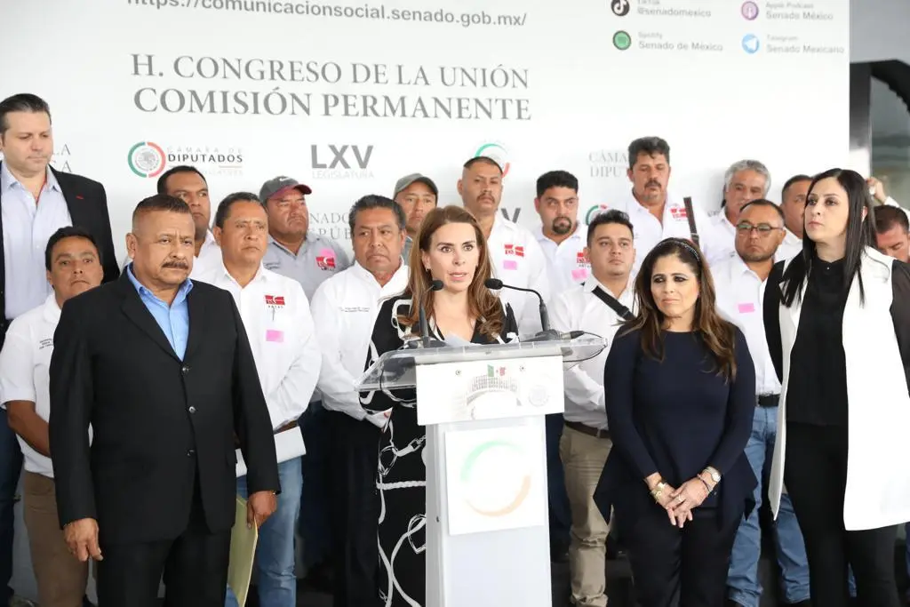 El Terrorismo Fiscal Busca Detener en México que afecte a Auto Transportistas Diputada Priísta Carolina Viggia no