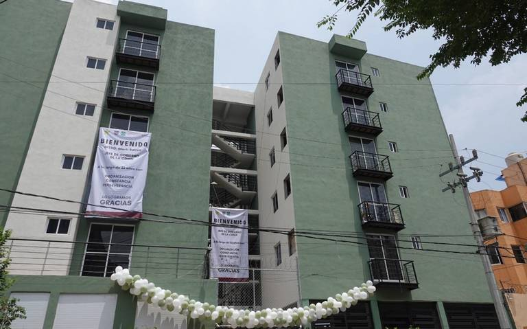 Entrega Batres viviendas de Unidad Tetrazzini 88 a sus propietarios