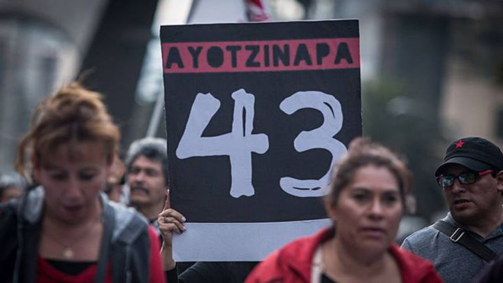Sedena y Marina ocultan información sobre Ayotzinapa, acusa el GIEI tras abandonar caso