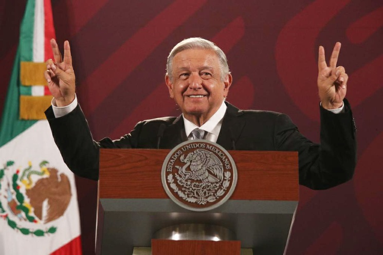 Soy víctima de una campaña de desprestigio en mi contra: AMLO