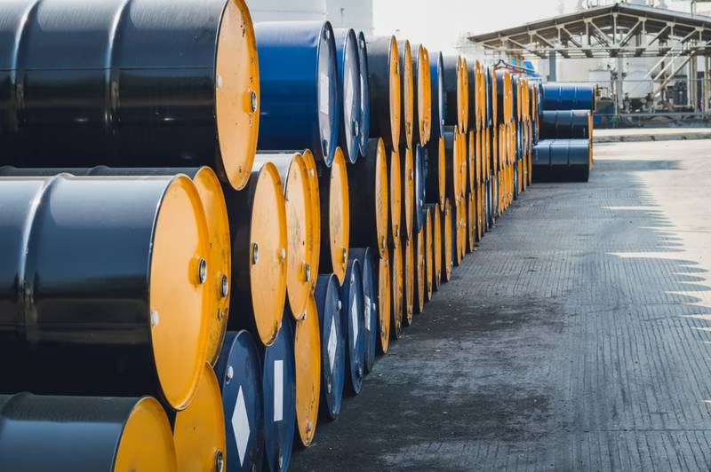 Producción de petróleo baja en junio al tener una racha de tres meses al alza