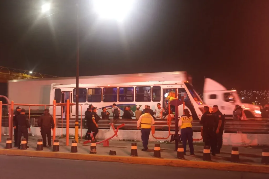 Durante Asalto a Camión de Pasajeros en la México- Puebla Edoméx, Pasajero fallece