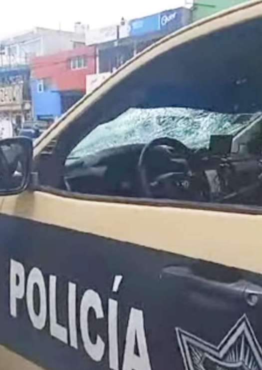 Se pasael Alto  Patrulla de Ecatepec en Edoméx y Atropella a Mujer, Vecinos Intentaron Lincharlos