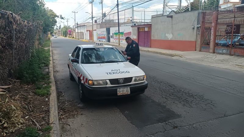 En Texcoco Edoméx, Policías de Tránsito y Movilidad realizan Operativo para verificar Operación de Taxis