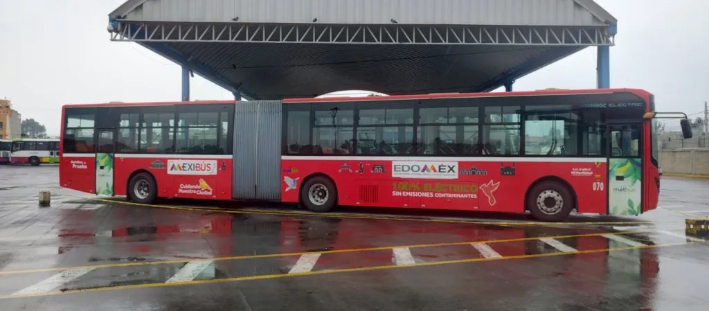 Hace Pruebas Secretaria con Autobuses Electrónicos en línea III de Mexibús