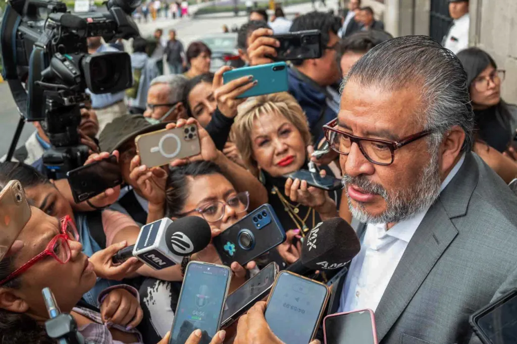 A pesardel intento de obstaculizar el reparto de libros en el Edo Méx, se está cumpliendo con su entrega: Hora cio Duarte